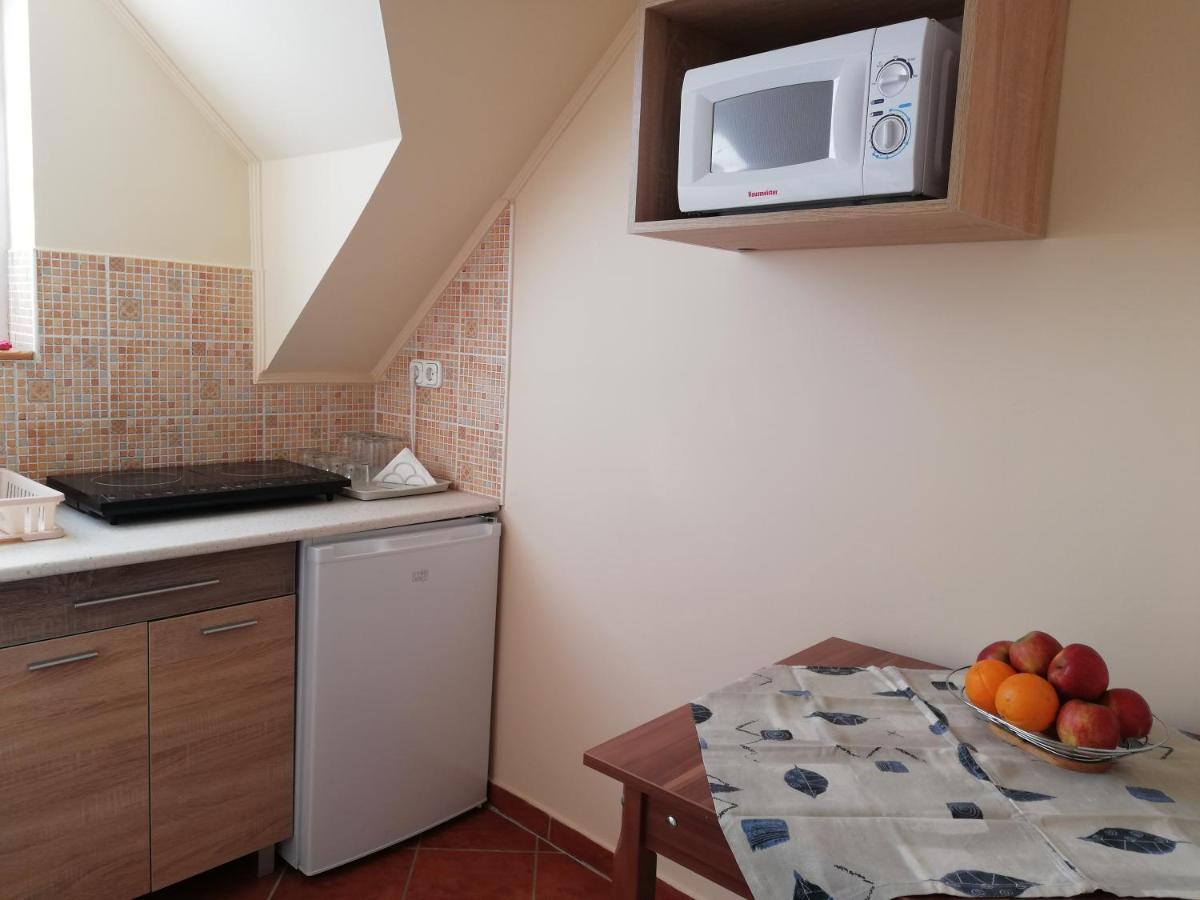 Imola És Andrea Apartmanház Hajdúszoboszló Exterior foto