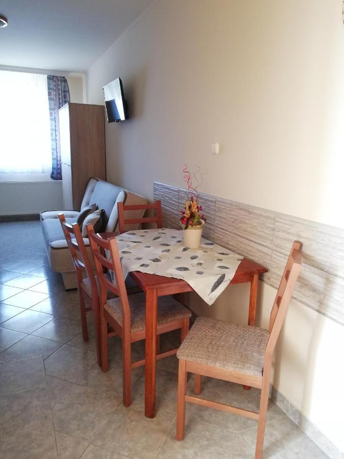 Imola És Andrea Apartmanház Hajdúszoboszló Exterior foto